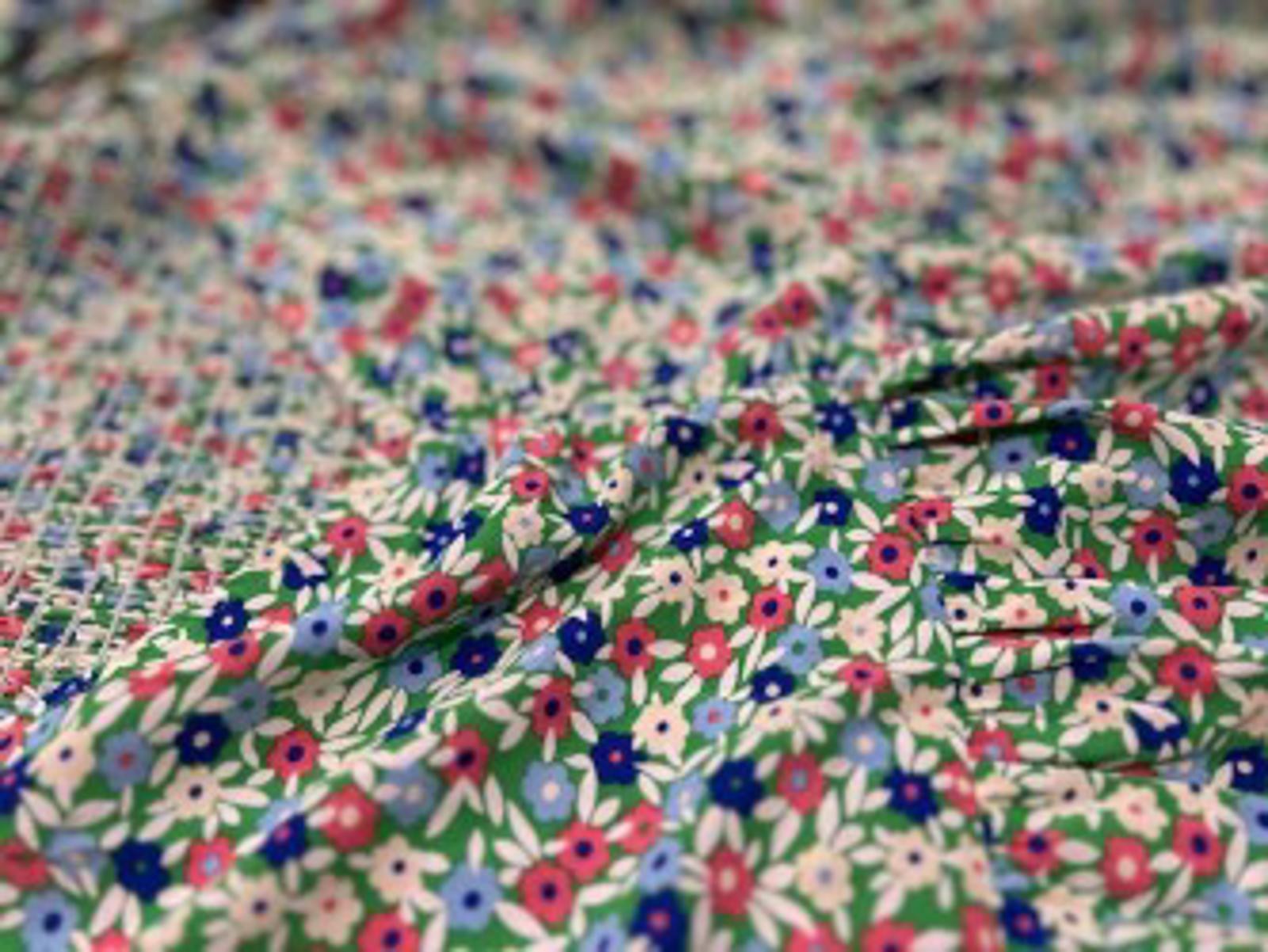 🌿 Perfectly Priscilla Floral Ruched Bust Top 3X Cottagecore Cutie-EZ wear