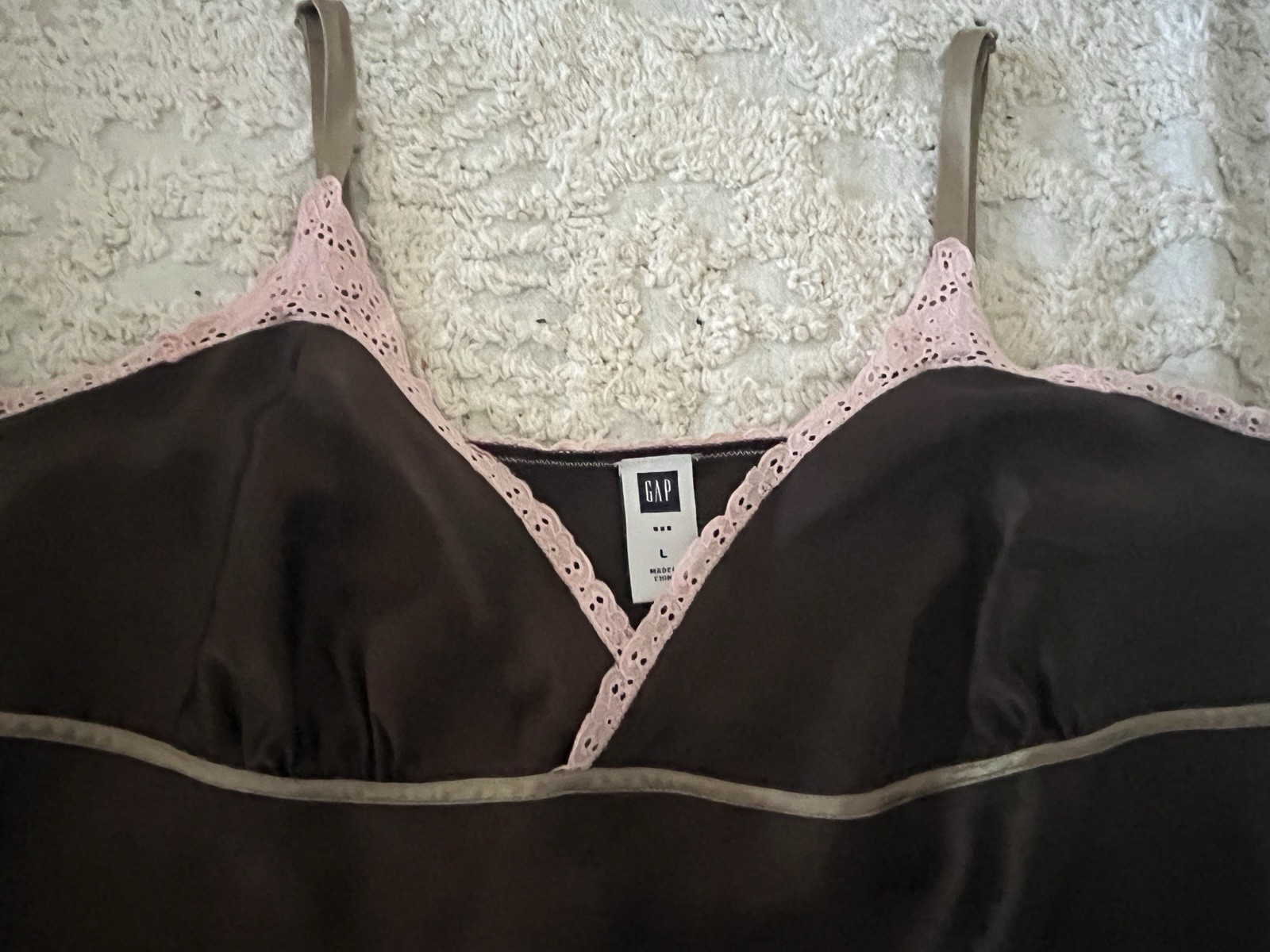 Vtg Y2K GAP Espresso Silk Cami Blouse w/Pink Lace Trim Fairycore Coquette Sz L