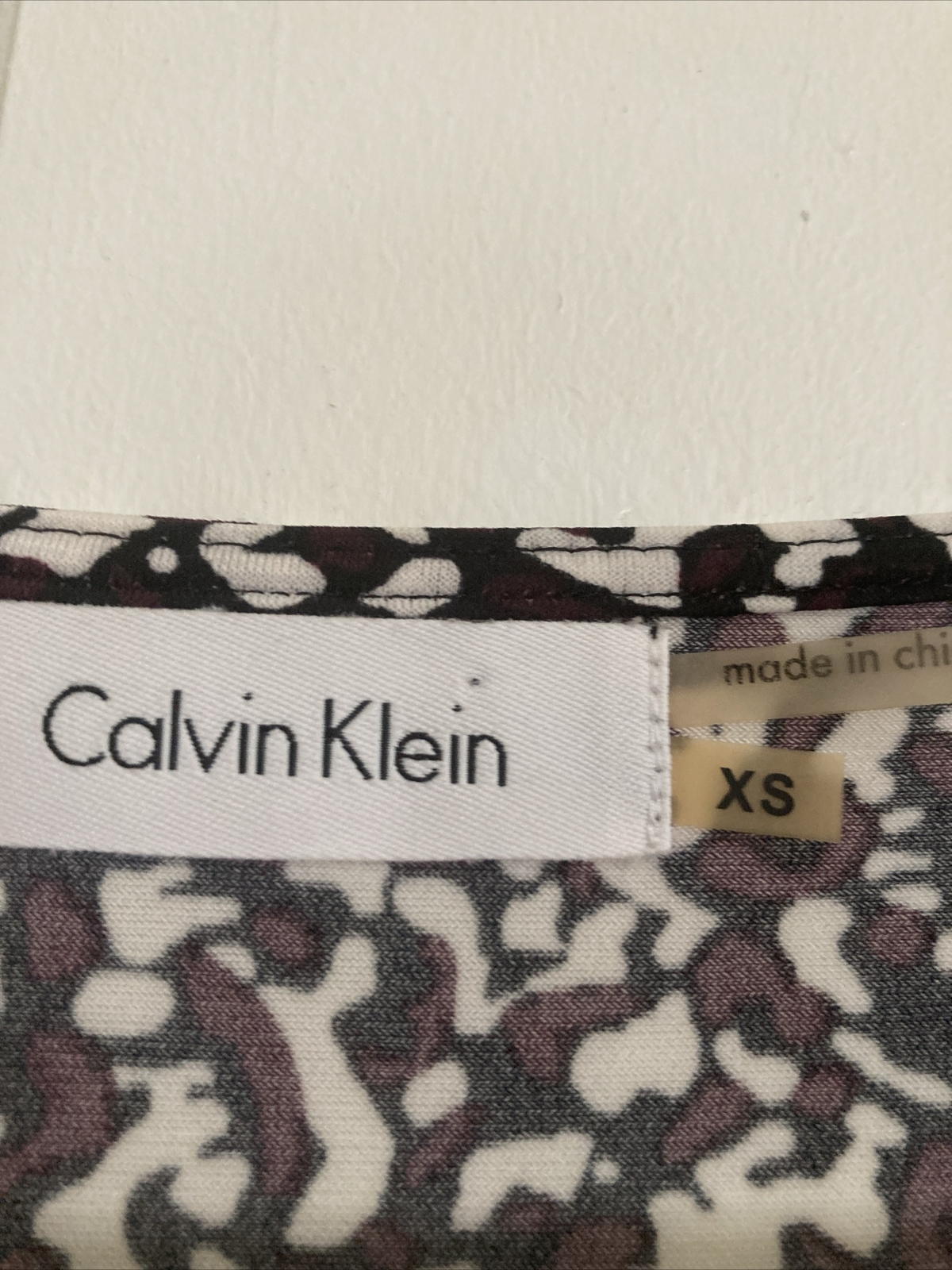 CALVIN KLEIN Womens Size XS Black , Brown And White Sleeveless Top Blouse Shirt