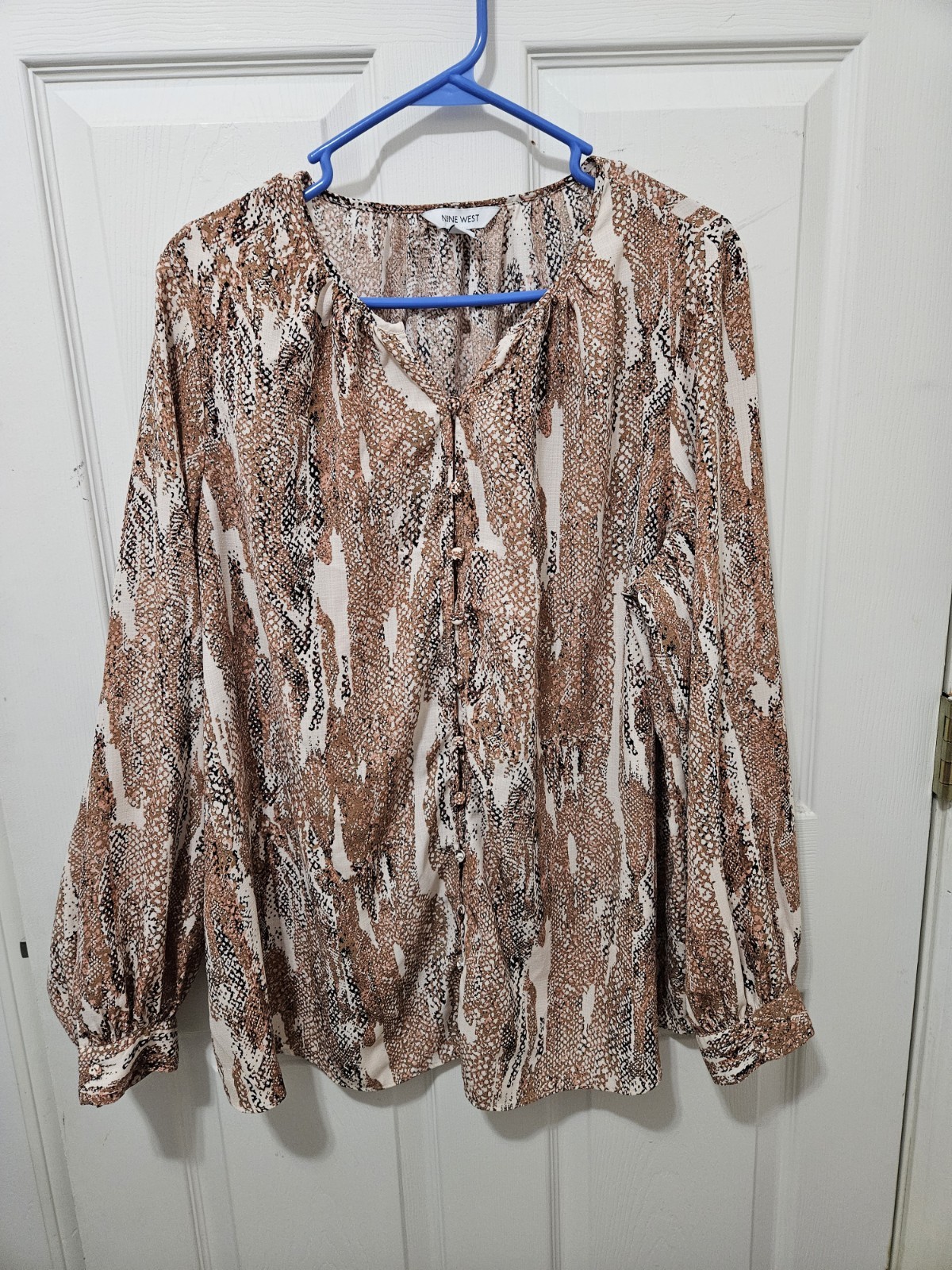 Nine West Women’s XXL Brown Snake Print Long Sleeve Button-Up Blouse Dressy Top
