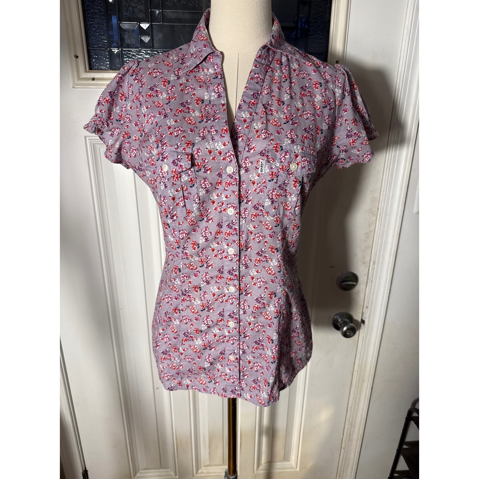 Levis Womens Purple Floral Button Up Shirt Short Sleeve Smocked Waist Small