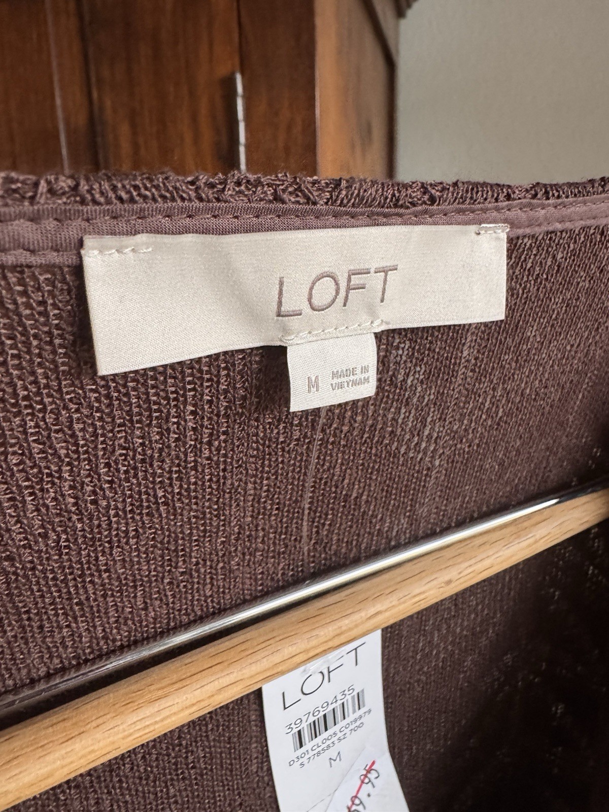 Loft Pointelle Ruffle Tie Cuff Top in Roasted Walnut New With Tags Size Medium