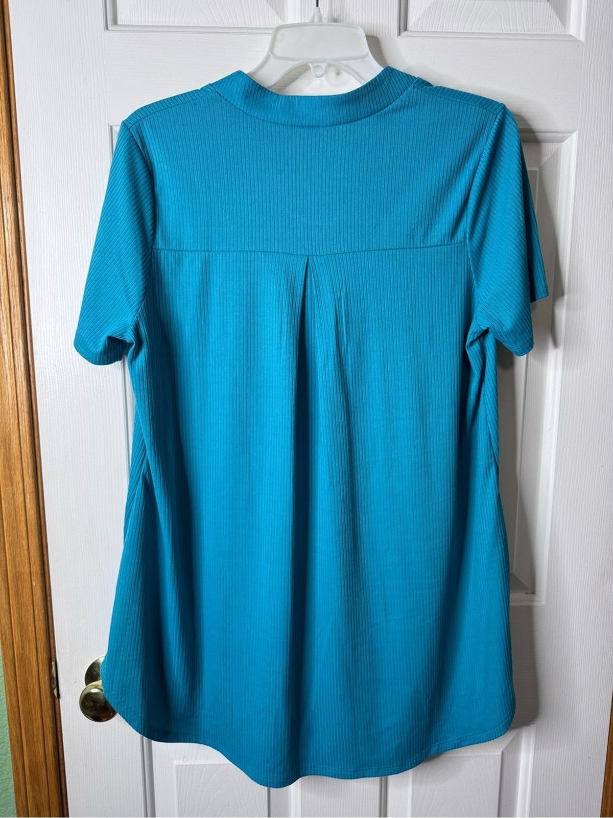 HONEYME: Teal V-Neck Short Sleeve Women’s Top