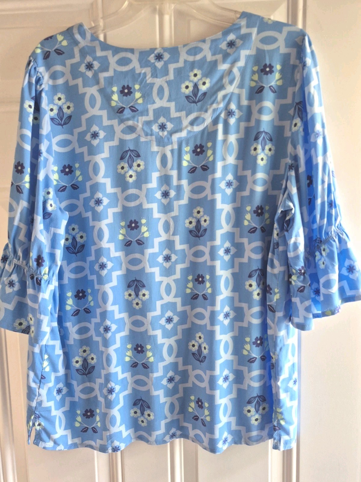 DENIM & CO. Blouse – M – Square Neck, Elbow Length Slvs w/Flounce, Vented Hem