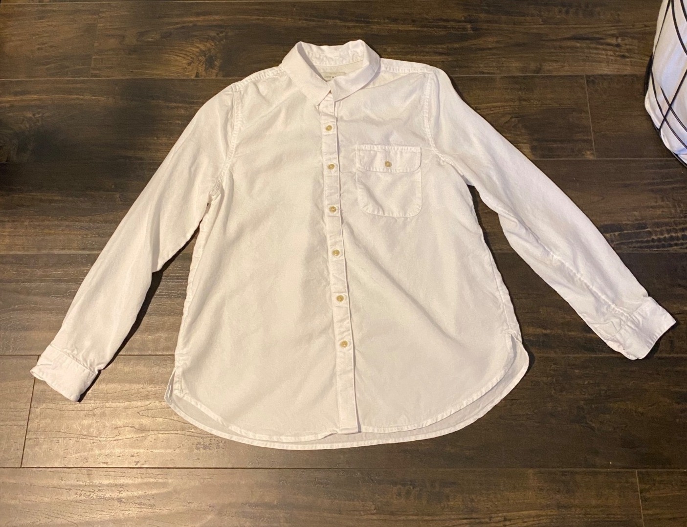 Lucky Brand Women’s M White Button-Up Shirt 100% Lyocell Front Pocket Preppy