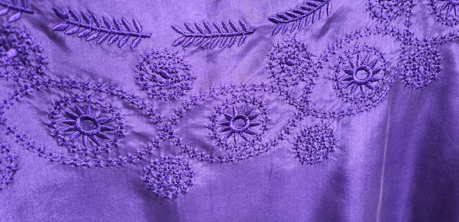 Diana Marco Size 20 Royal Purple Silk Pullover Top Embroidered S/S Button Back