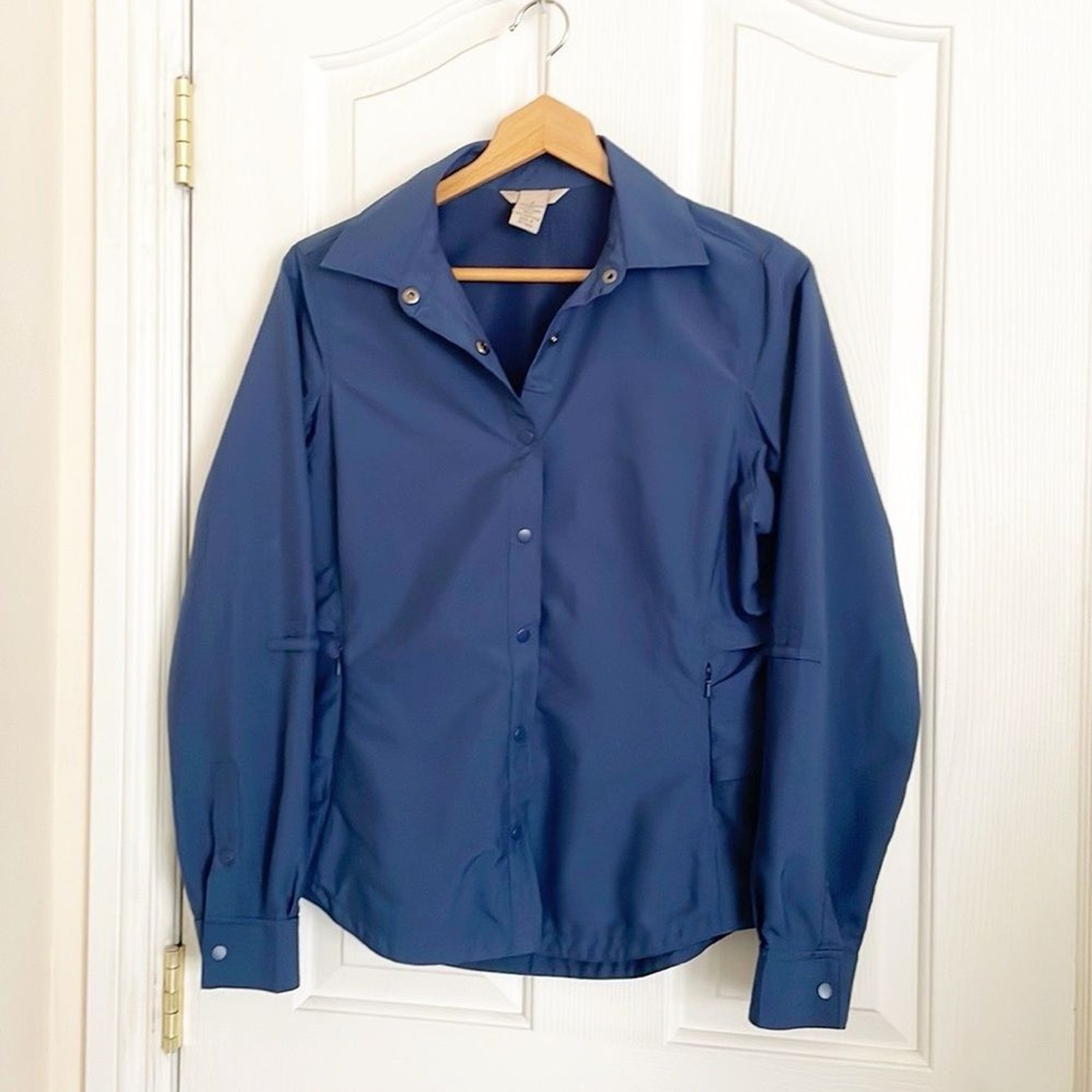 Duluth trading Co. blue button front outdoor fishing cool plus mesh shirt size S