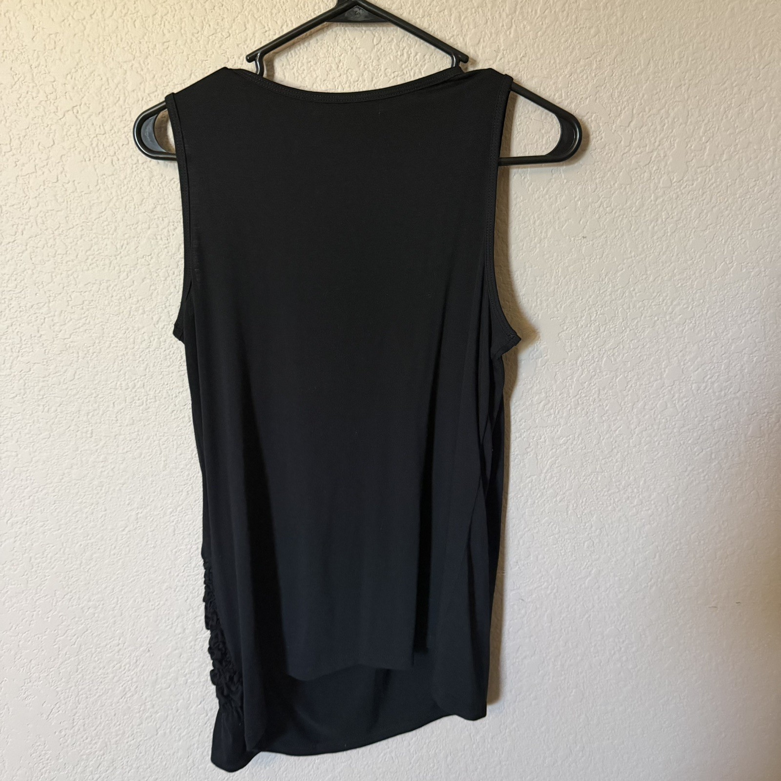 AUGUST SILK Petite Womens PS Sleeveless Black Top Blouse Soft Comfy Basic