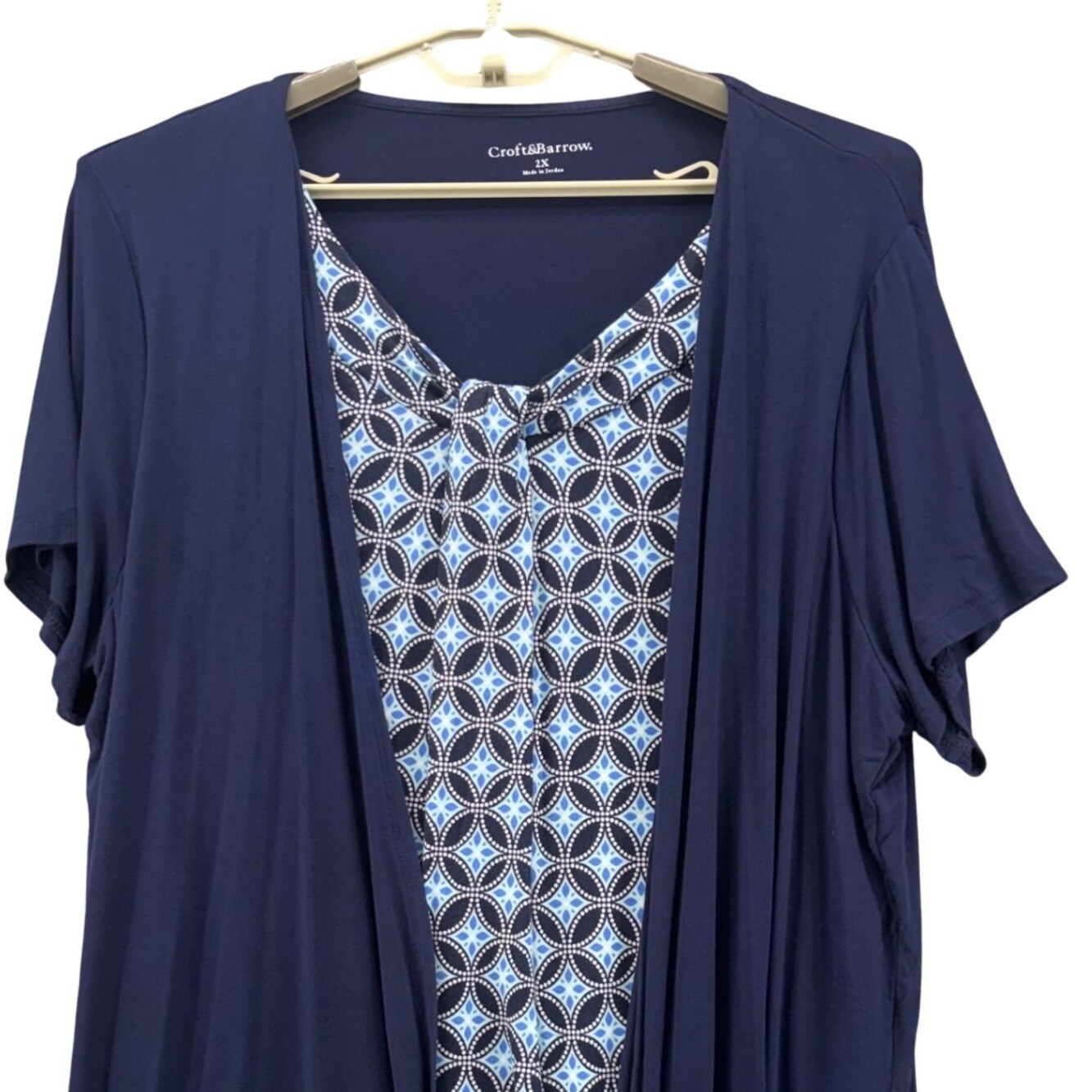 Croft and Barrow Woman Faux Twin Set Size 2X Navy Artsy Artistic Eclectic Casual