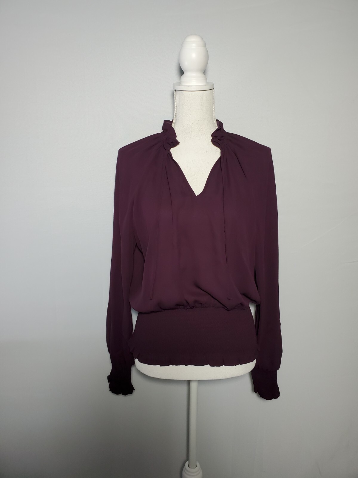 Worthington Long Sleeve Purple Blouse Elastic Waist Ruffle Neck Women’s Small.