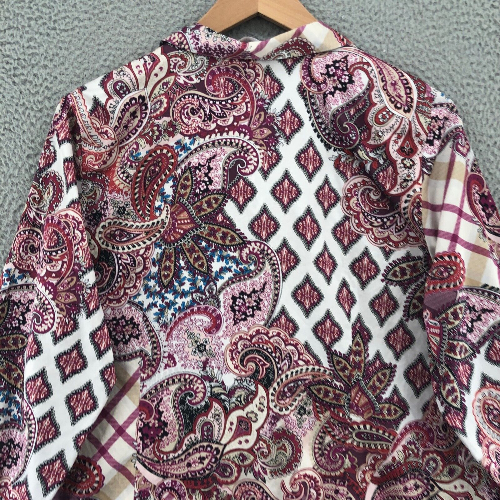 Chicos Shirt Womens 3 US 16 Pink Sateen Menswear Mix Print Wing Collar Button Up