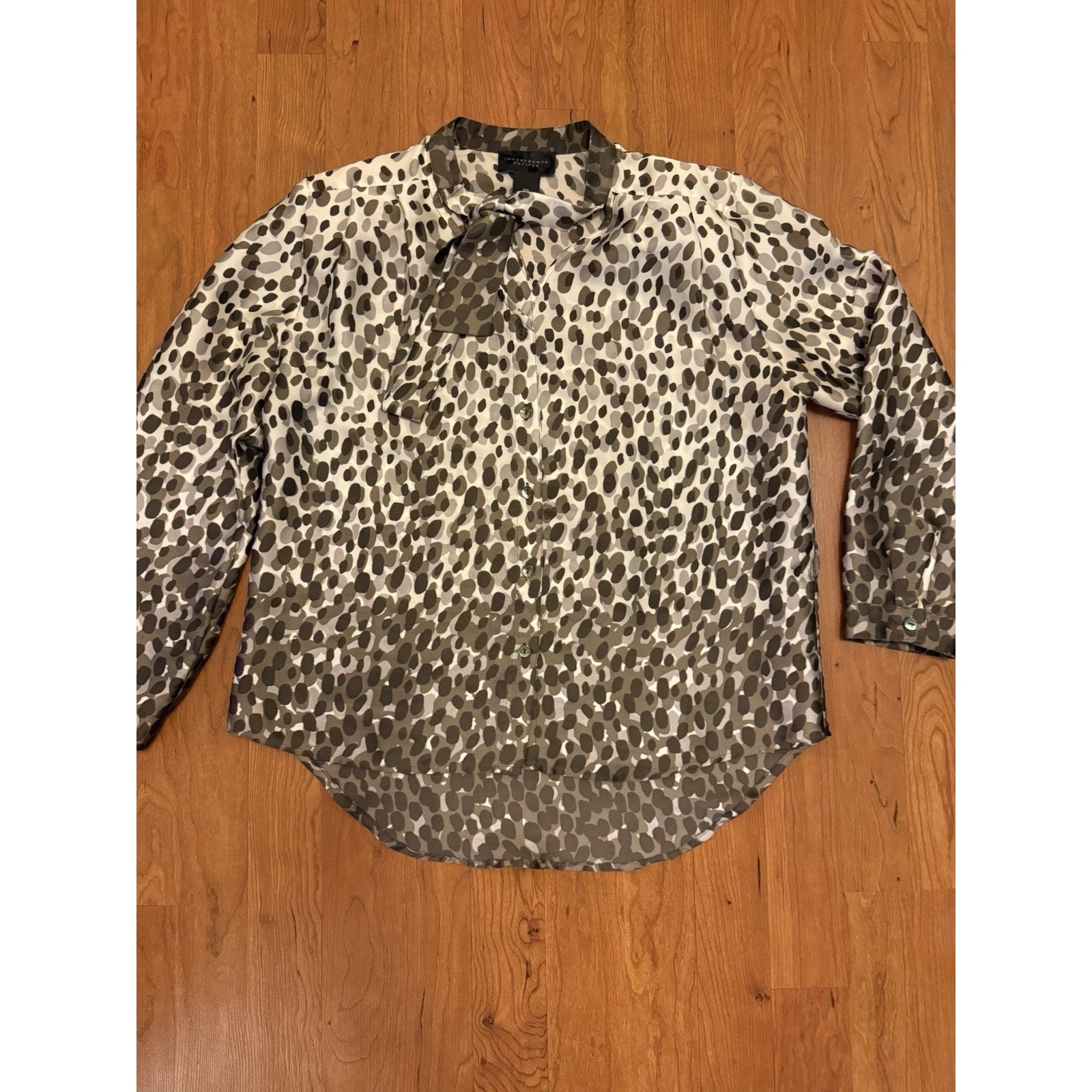 Investments Women’s Lot of 6 Patterned Blouses Petite Medium Career Business