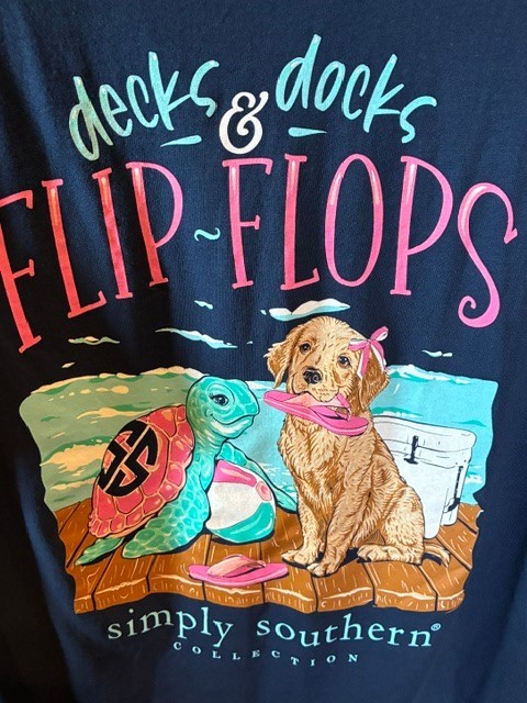 New Women’s Simply Southern Size Large Decks, Docks & Fliip Flops Navy T-Shirt