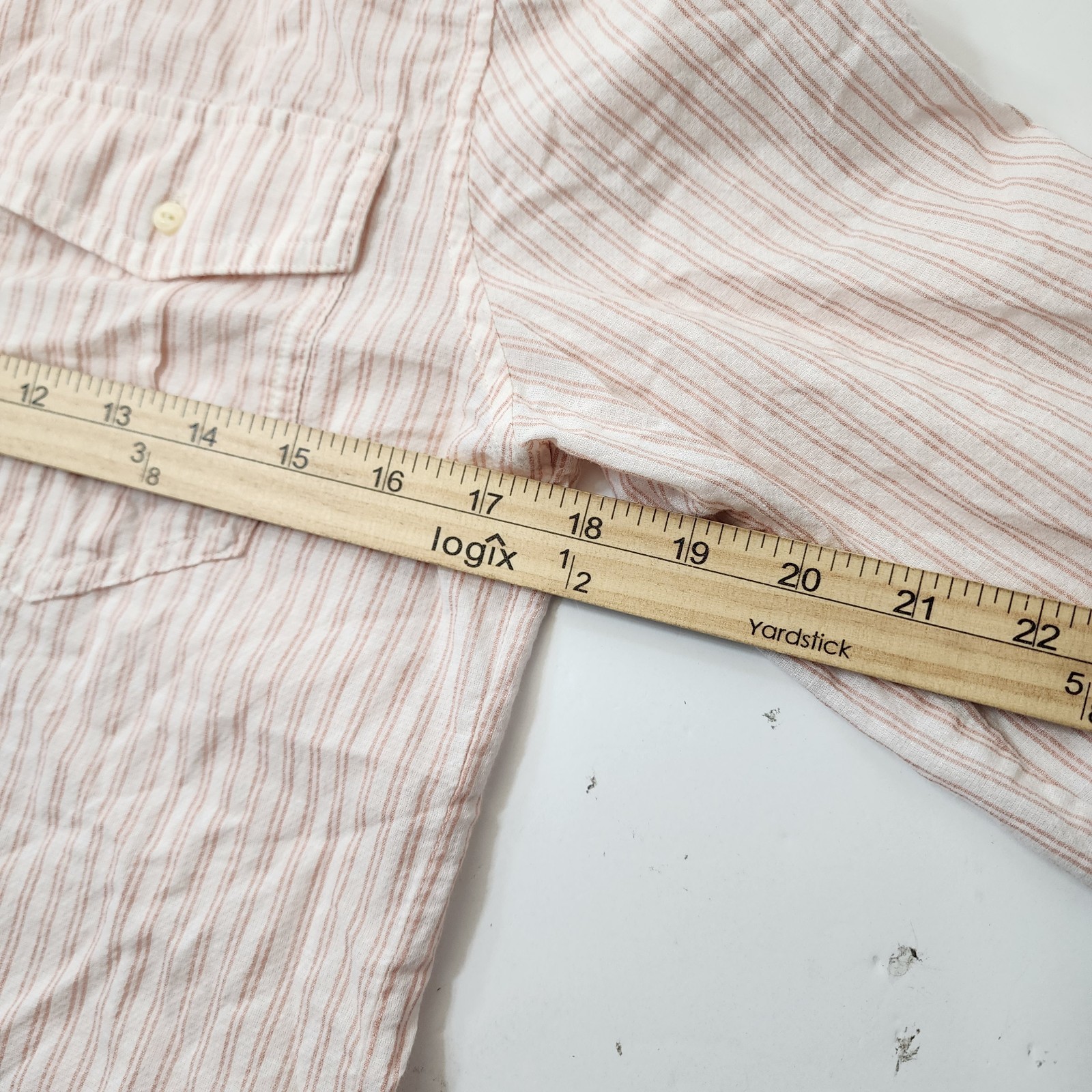 PATAGONIA Shirt Womens Small Ivory Striped Casual Button Down Preppy Outdoor