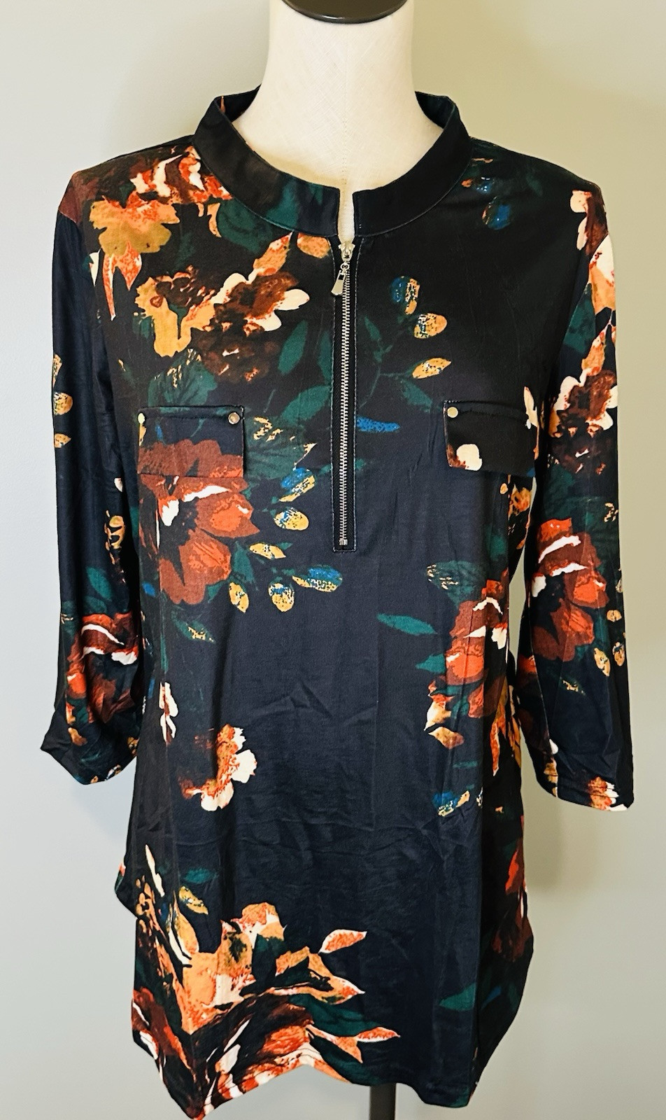Nine Daily Women’s Top – Black With Orange Floral – 3/4 Sleeve – Zip Accent -NWT