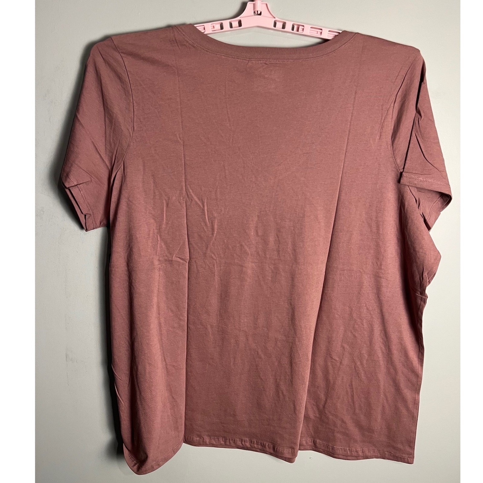 NWT Torrid Classic V-Neck Tee “So Many Books” 4X