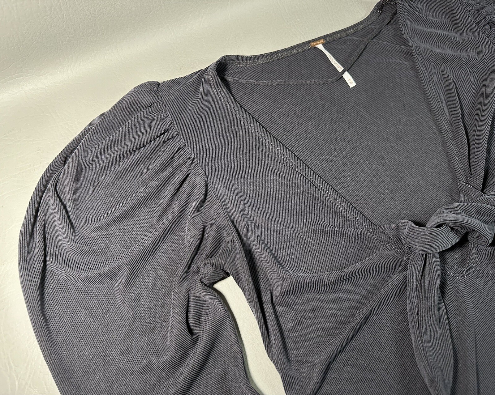 Free People Women’s XS Obsidian Tie Front Shirt Top Shirt Modal Polyester Blend!