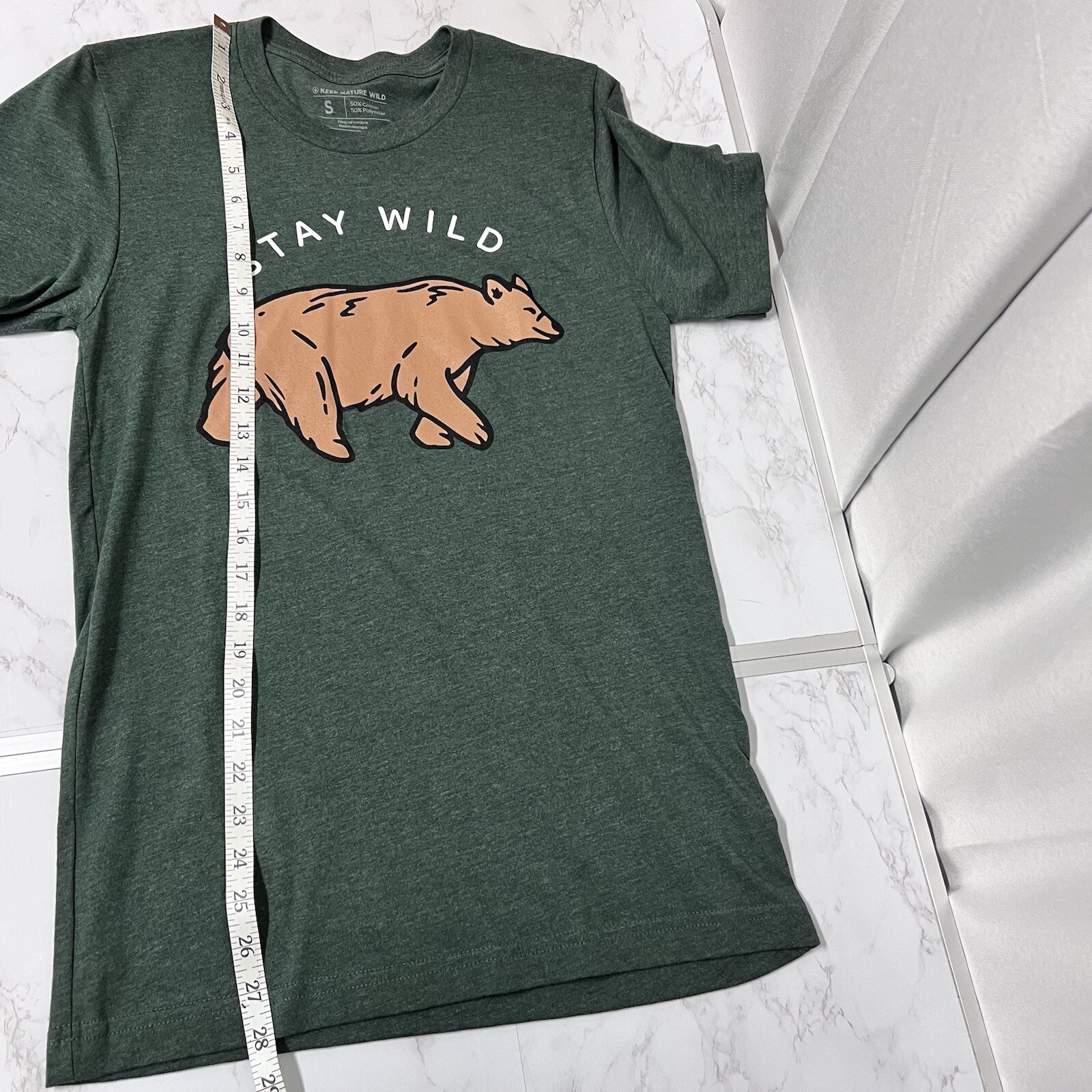 Keep Nature Wild Women’s Small Green STAY WILD T Shirt Bear Outdoor Nature