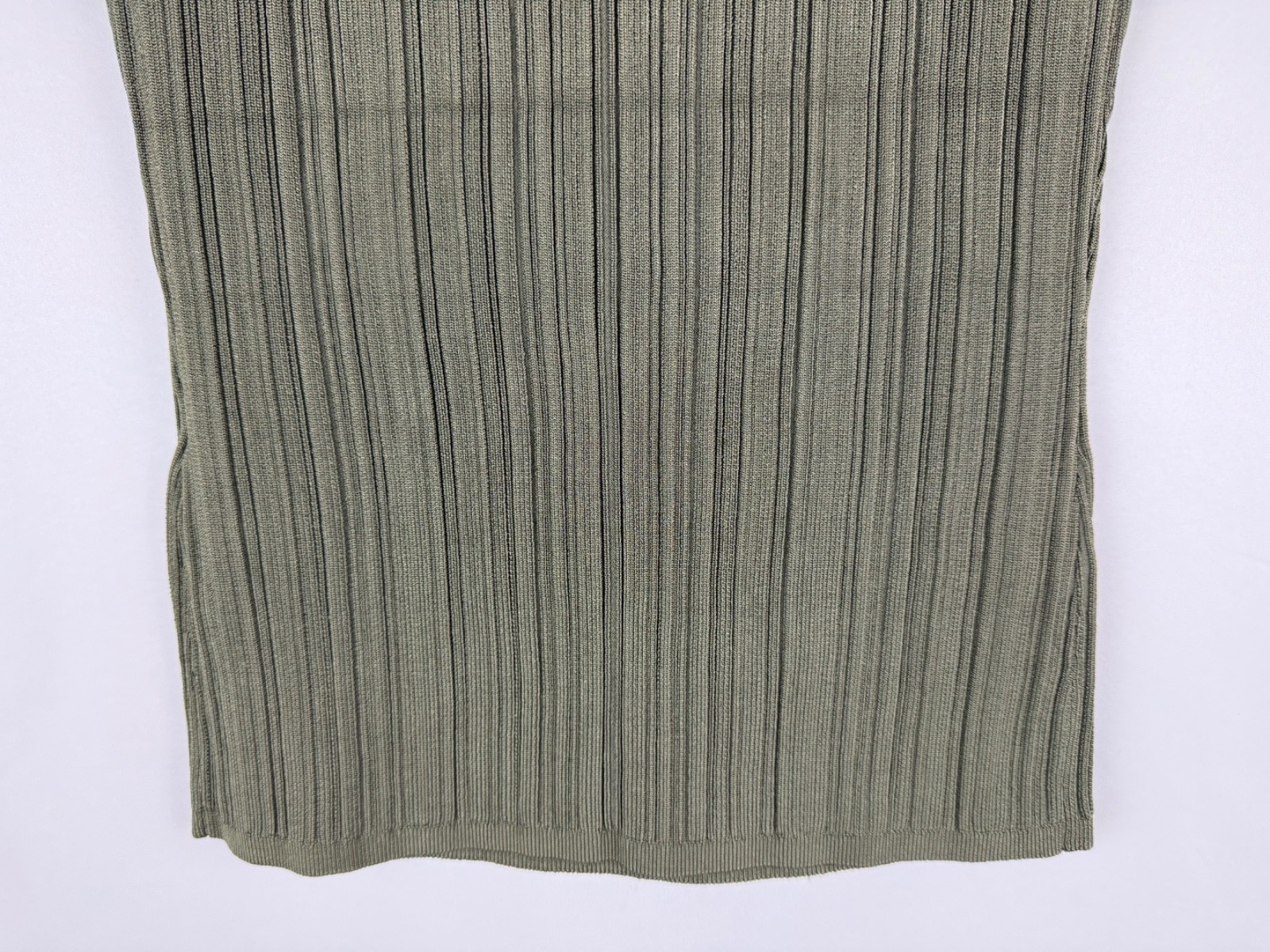 NEW White House Black Market Forever Olive Green Ribbed Hardware Tank Medium M