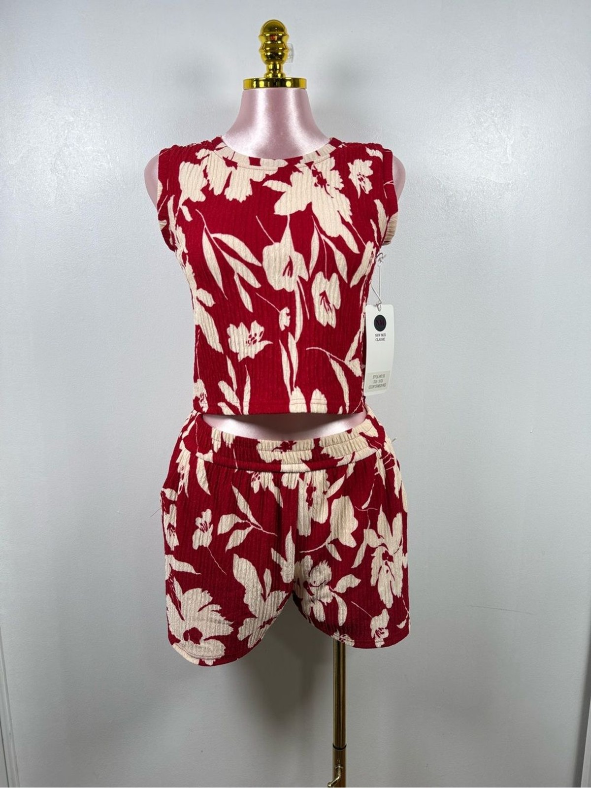 New Mix Floral Ribbed Two Piece Set NWT Red Cream Crop Top & Shorts 1X/2X