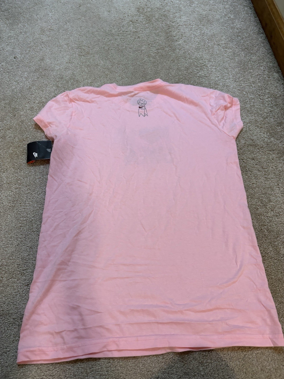Nike Women’s Pink Graphic Print Cotton Jersey Crew Neck T-Shirt M