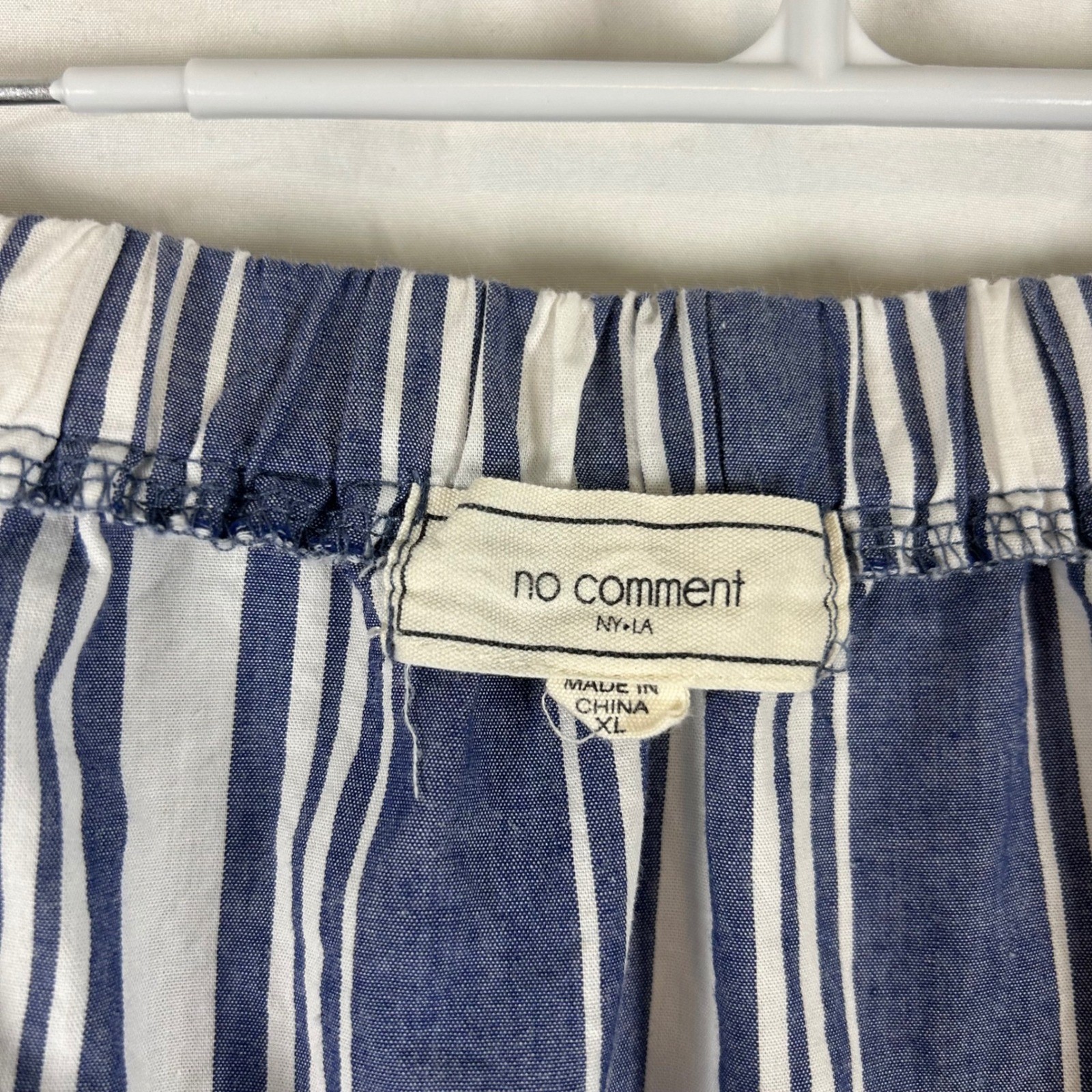 No Comment NY LA Off The Shoulder Striped Blouse Blue White XL Tie Sleeve