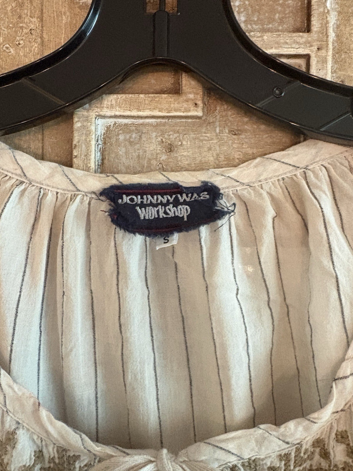 Johnny Was Workshop Embroidered Peasant Blouse – Size Small