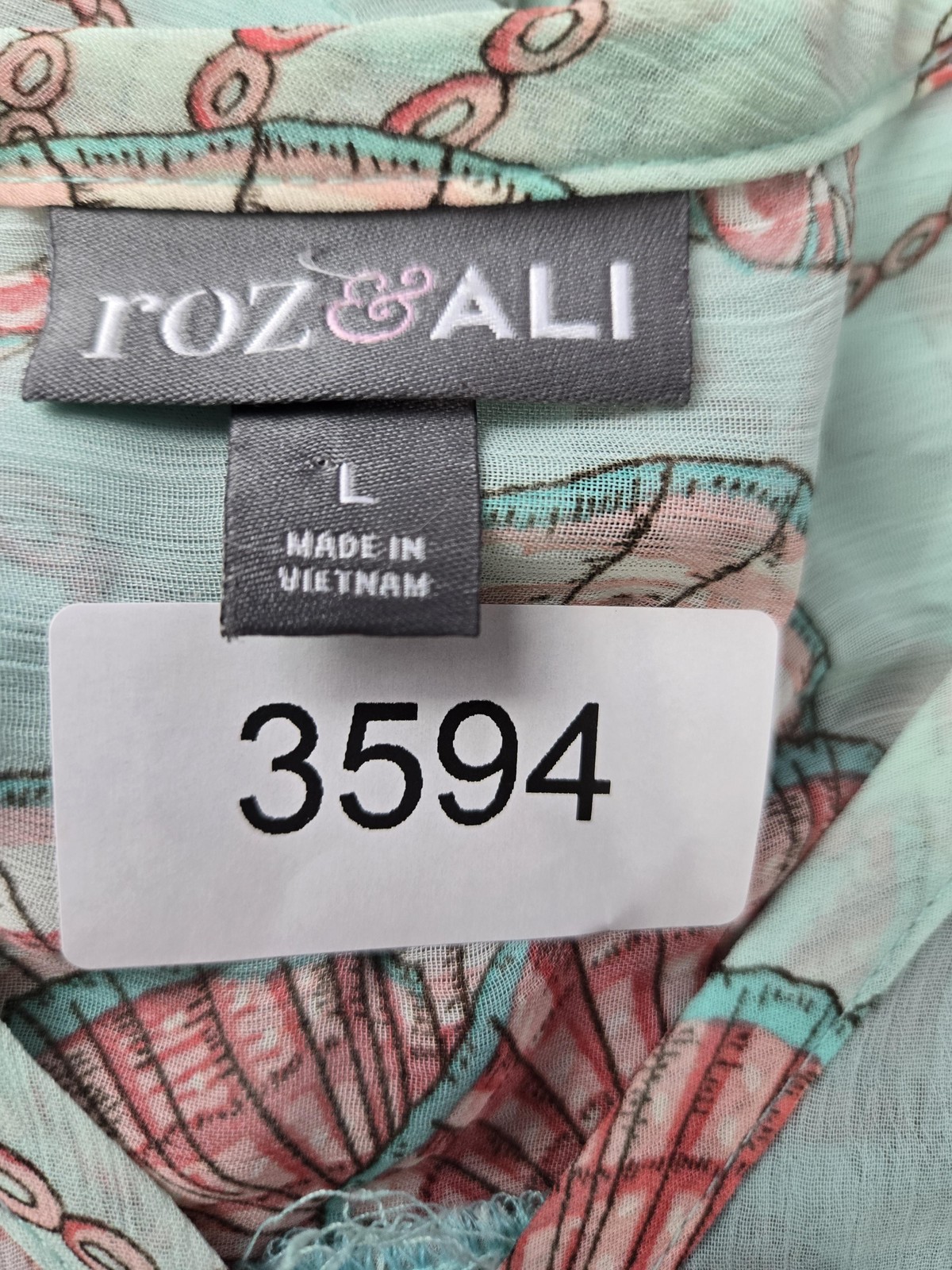 Roz And Ali Blouse Womens L Blue Sheer Geometric V-Neck Roll Tab Button Chiffon