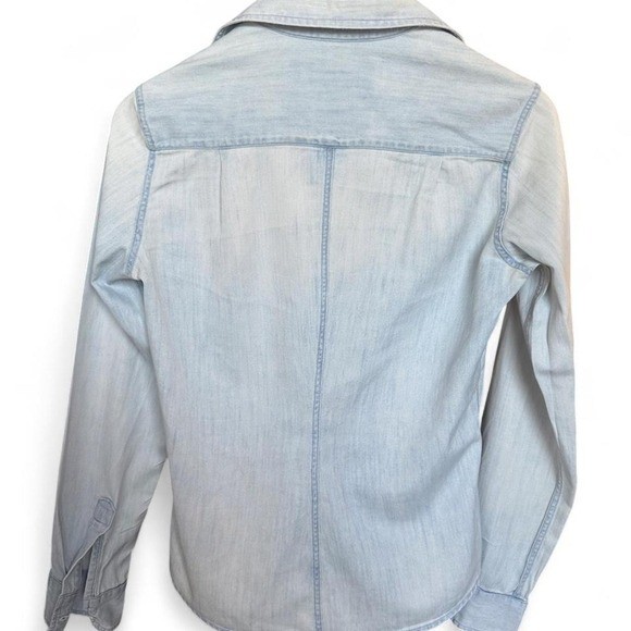 Frank & Eileen Barry Light Wash Denim Chambray Button Down Shirt XS