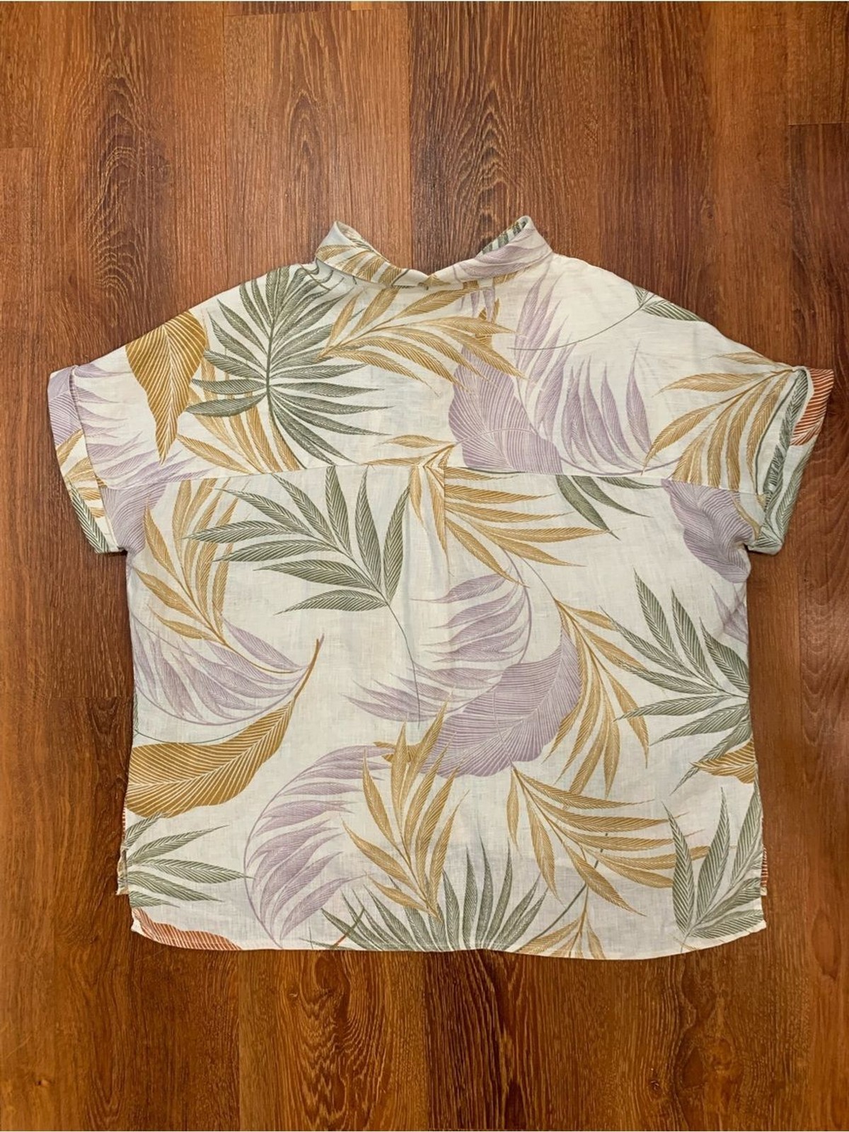 TAHARI Linen Botanical Print Top Womens L Short Sleeve Button Down Summer Casual