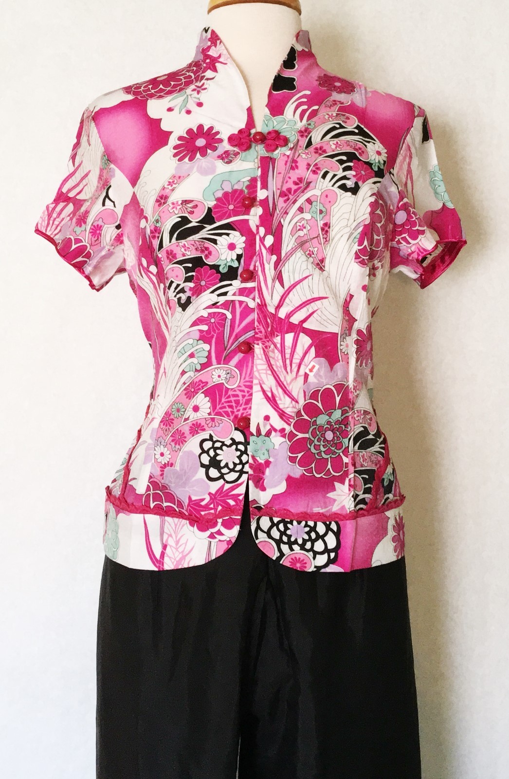 Traditional Chinese Women Short Sleeve Shirt Top with Mandarin Collar