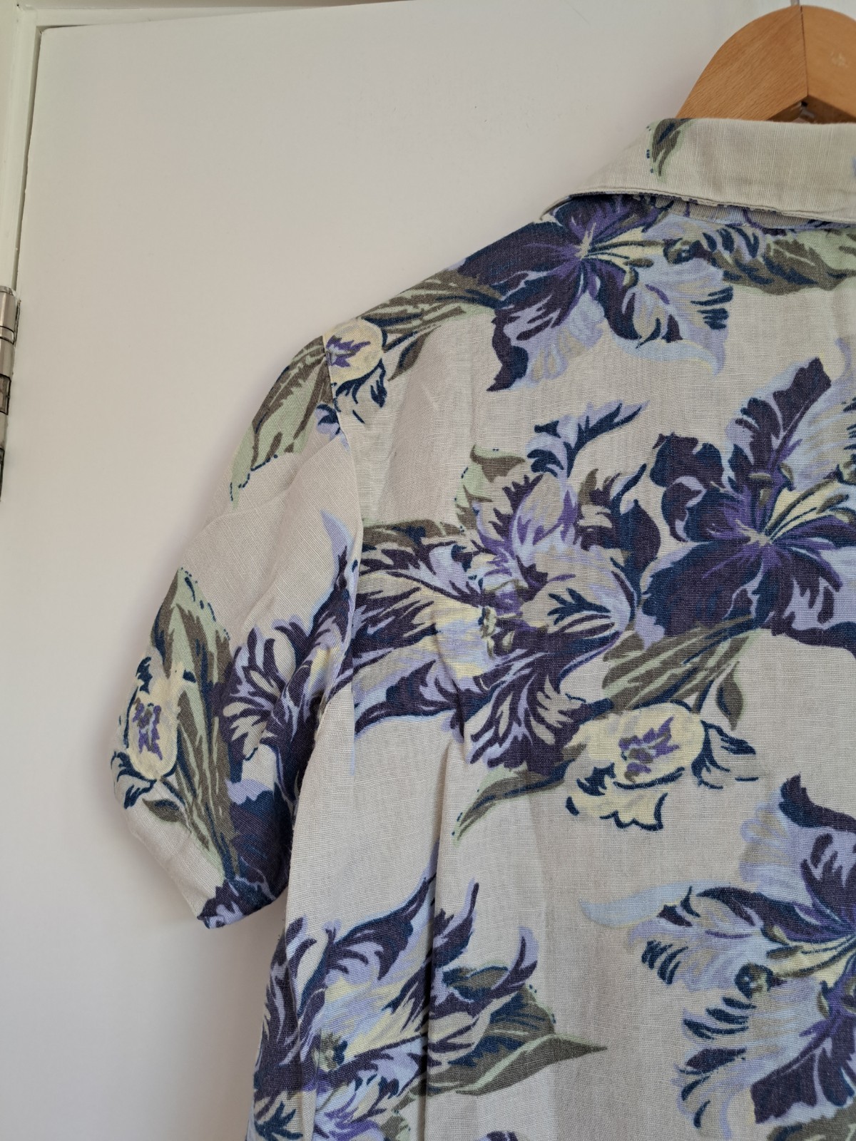 North Crest Floral Blouse Size L Linen Mix Boxy Pocket Slight Stretch