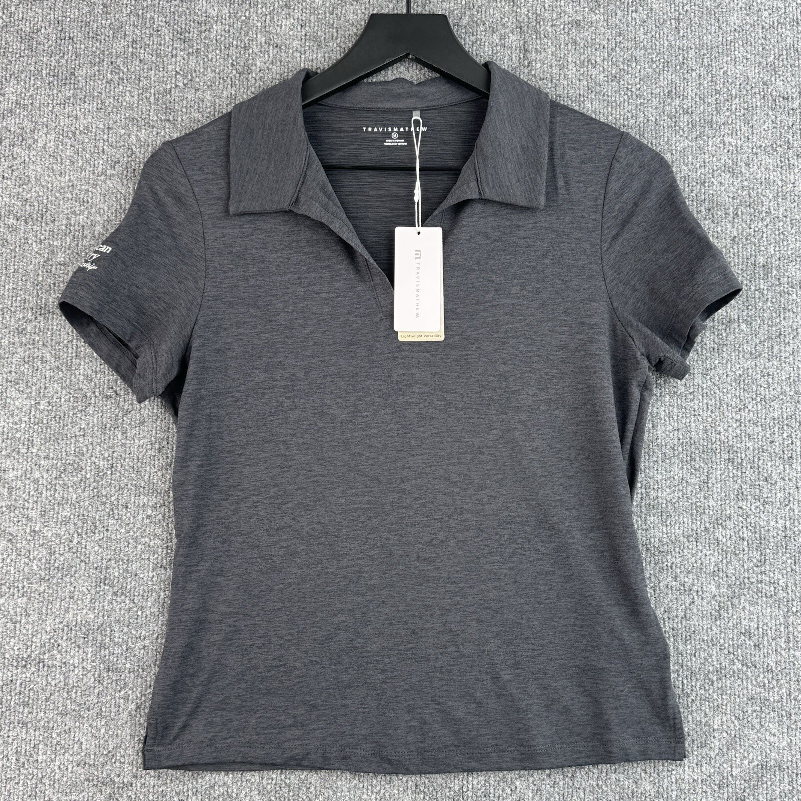TravisMathew Skyloft Polo Shirt Women’s M Heather Black Performance NBC Golf NWT