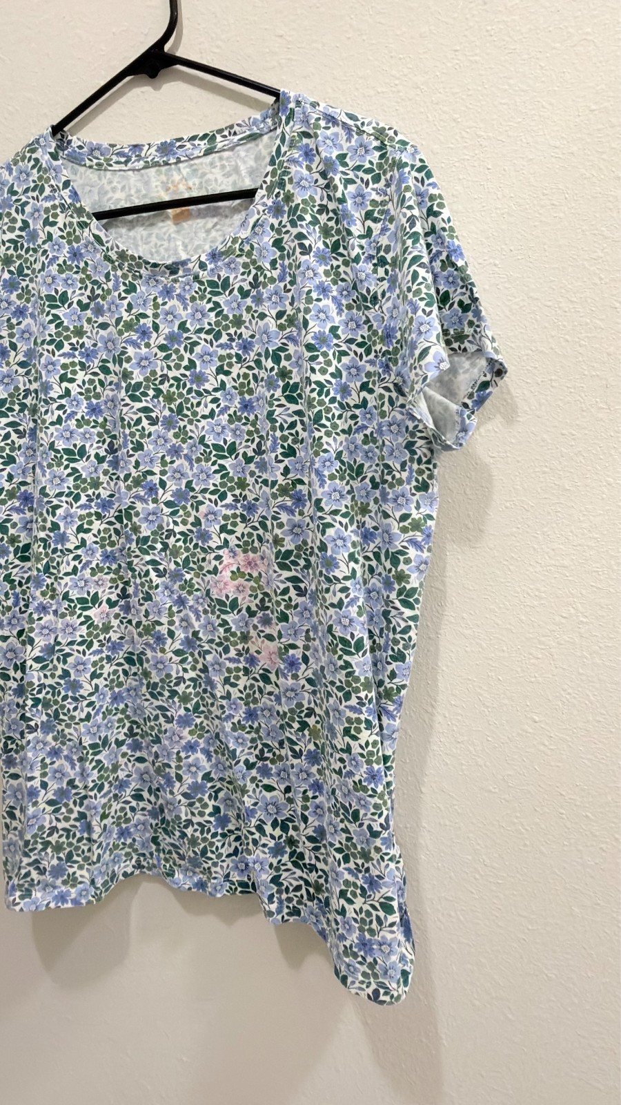Blue Mountain Cobalt Blue & Green Floral Scoop Neck Tee – XL