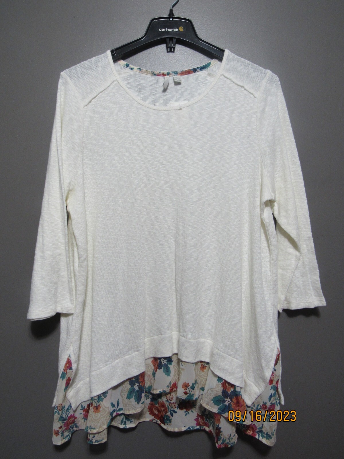 CATO EST. 1946 WOMEN’S L/S KNIT TUNIC TOP BEIGE FLORAL 18/20W NWT