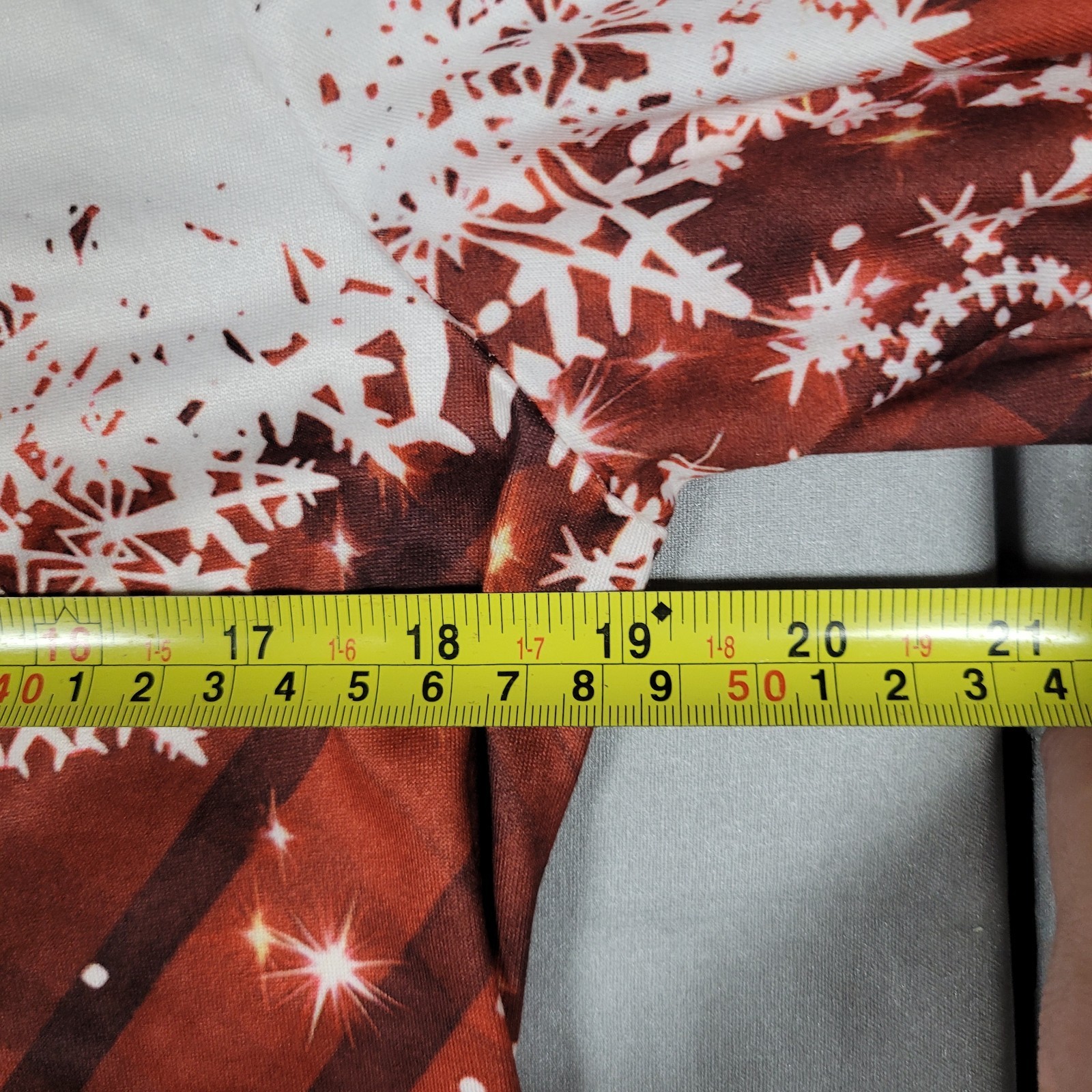 Christmas Holiday Red Blouse Lace Bottom Trim White Snowflakes Women’s Lg