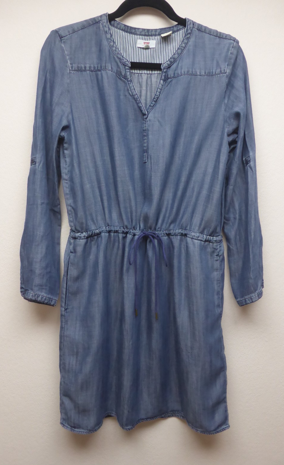 Levi’s Size M Drawstring Waist Tunic Dress Denim Blue Lightweight Pockets Soft