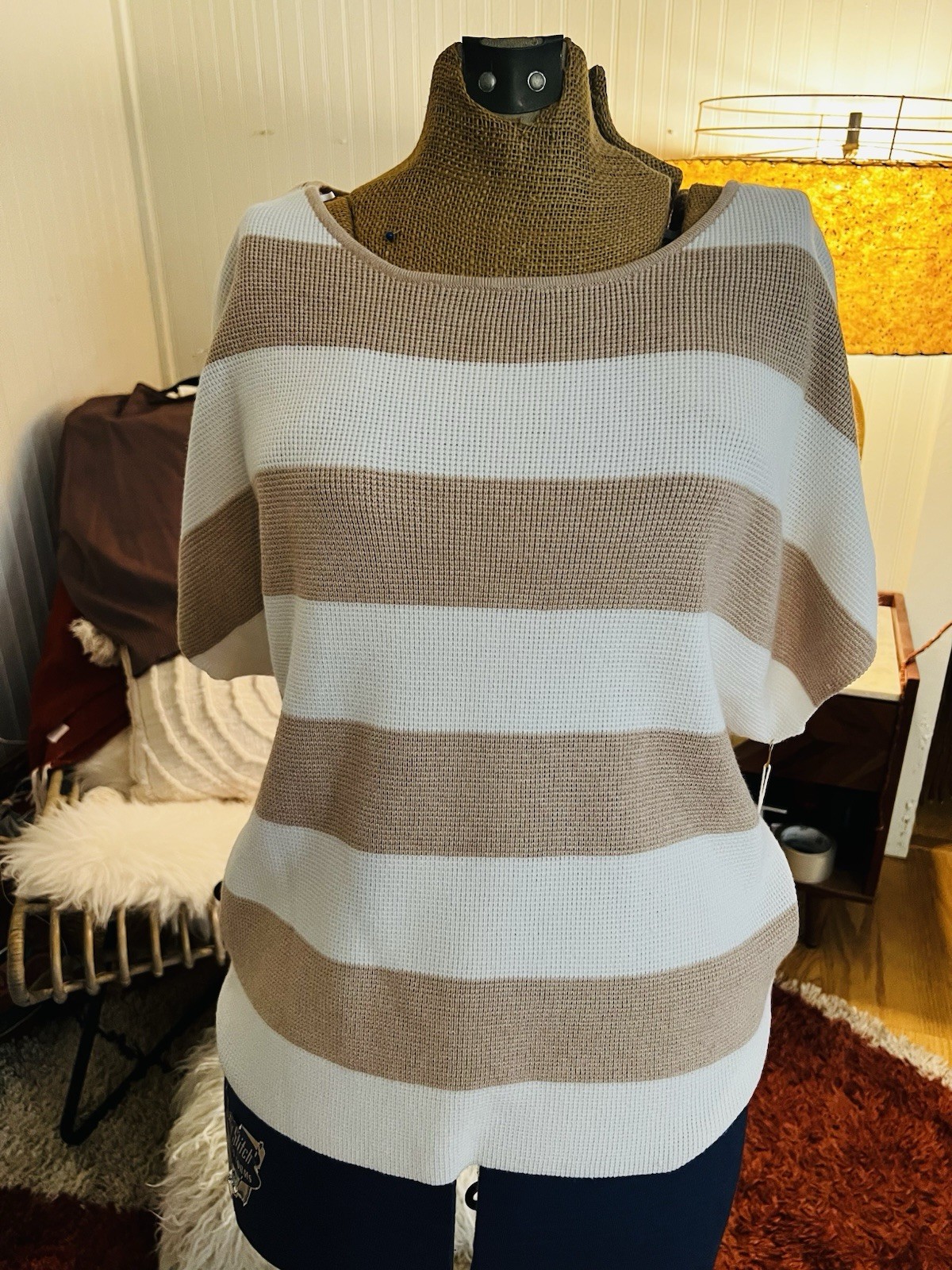 Cyrus NYC Coastal Style Dolman Top SZ Small. New With Tags