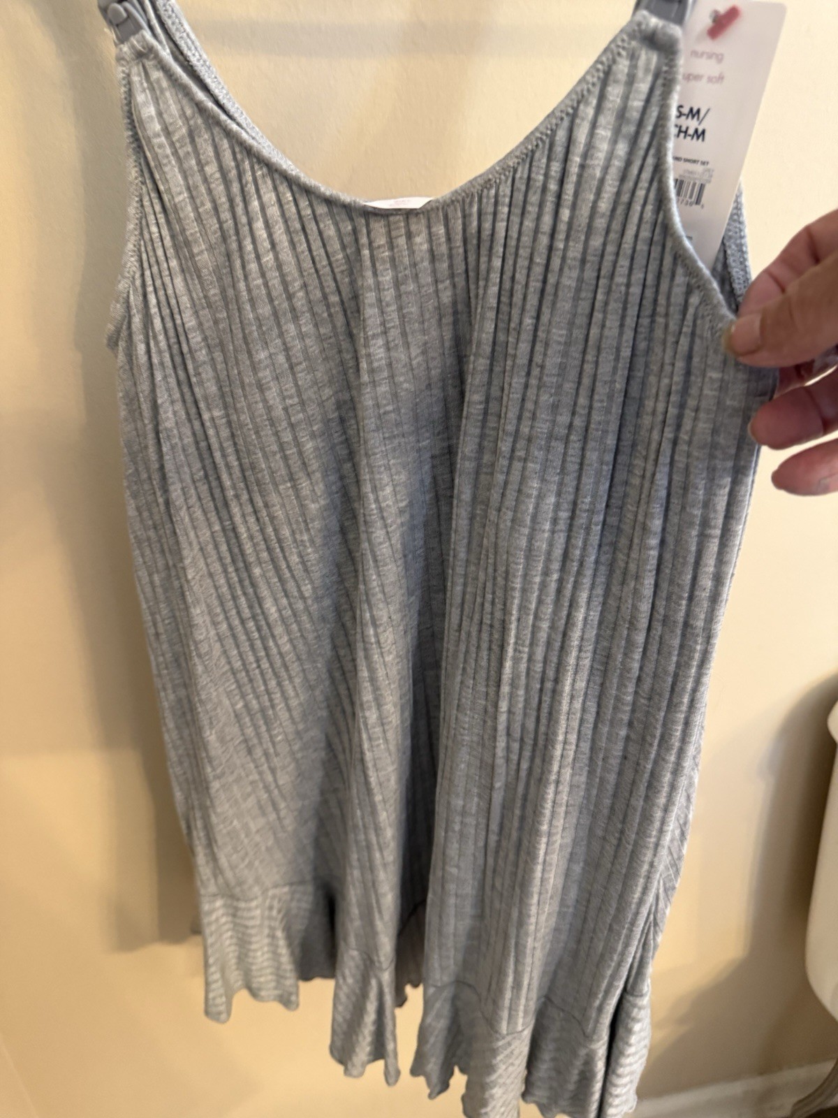Women’s Gray Solid Ribbed Knit Tank Top, S/M Scoop Neck Wide Strap Ruffle Hem