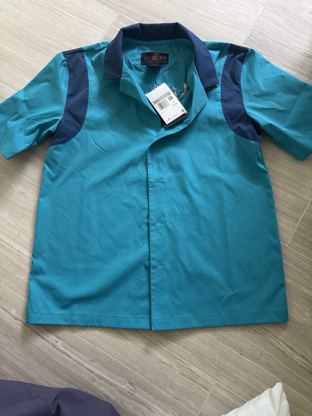 Michael Jordan Flight Club Teal Blue Button Down Shirt Blouse XS. $75.