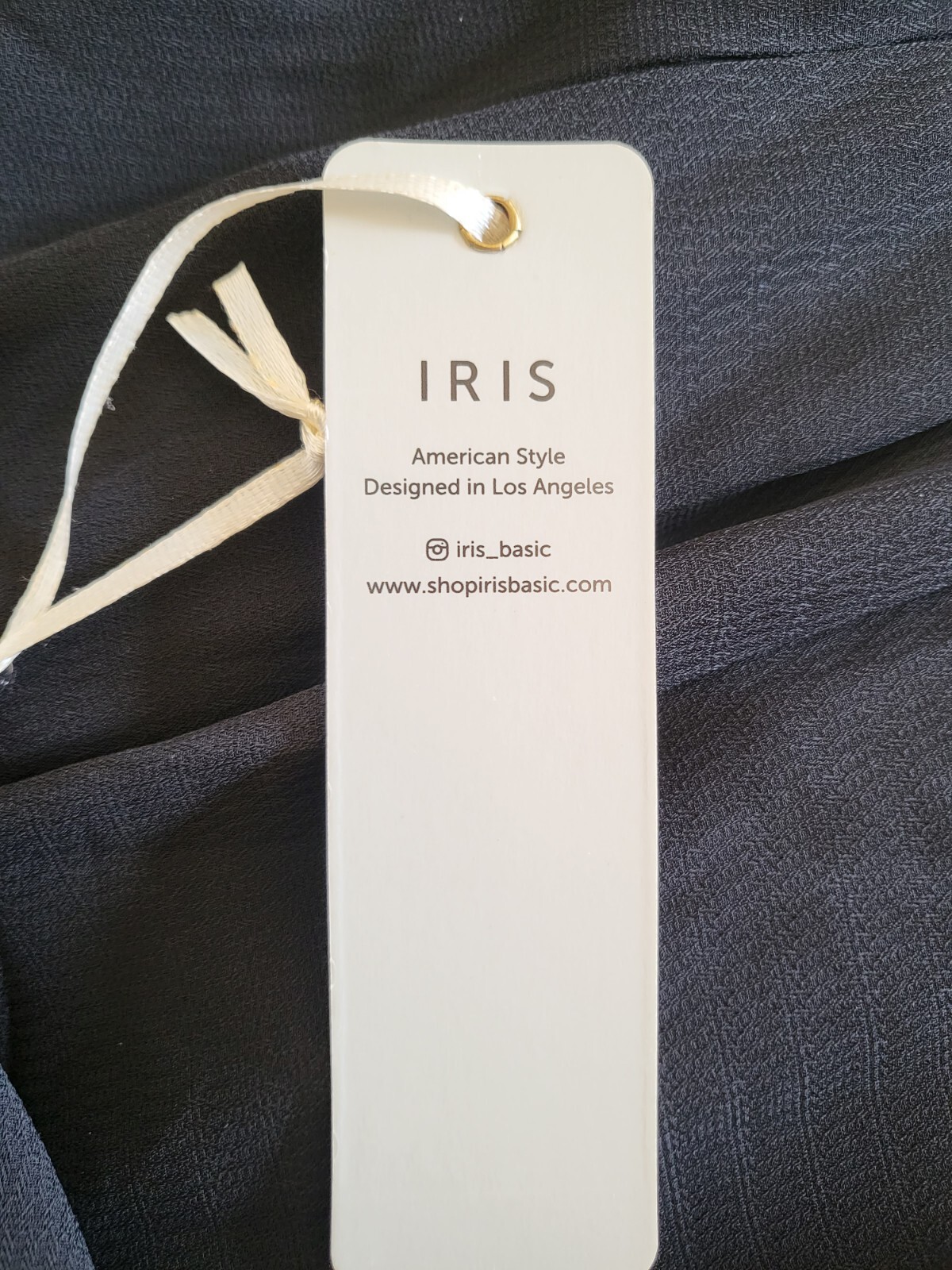 Iris Basic American Style Top