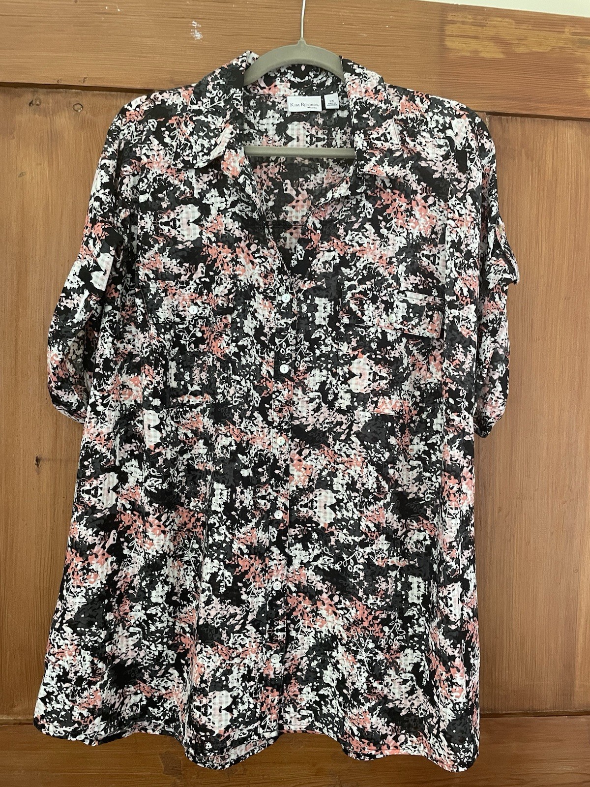 NWT Kim Rogers Woman Black Pink White Floral Blouse Top 2X Short Sleeves