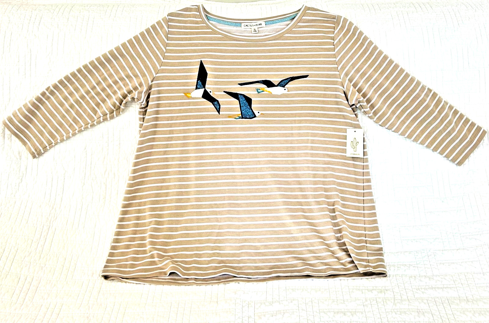 Cactus & Pearl, Women’s top, XL, beige & white stripe w/ 3 seagulls, new w/tags