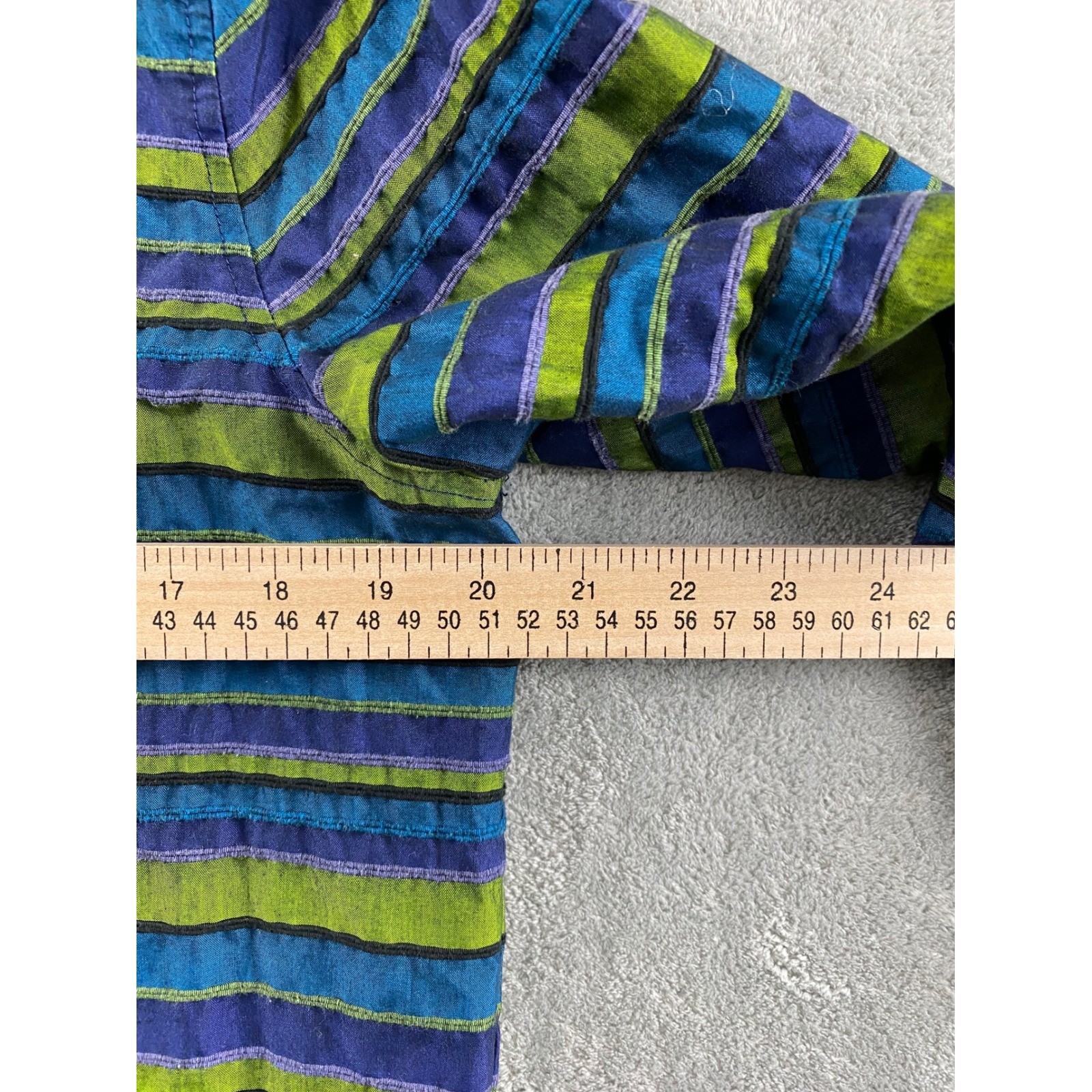 c.l.o.t.h.e.s. Womens M. Green Blue Striped Textured Button Down Shirt Blouse