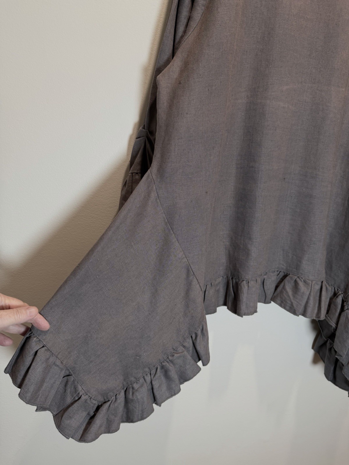 Sassy Rags Taupe Gray Ruffled Linen Tunic Top – Lagenlook, Boho – Extra Large