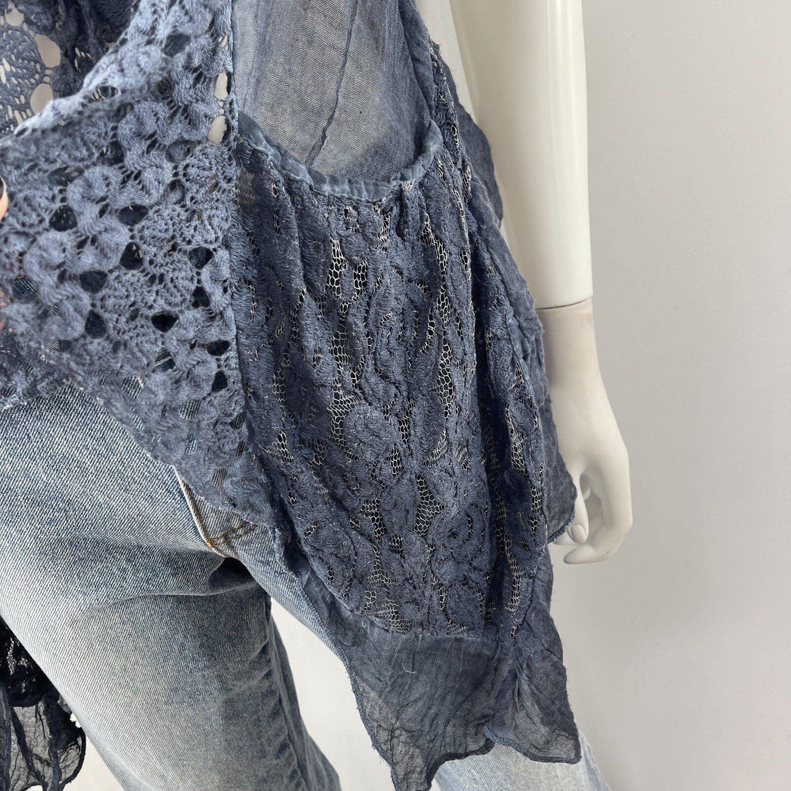 Fantazia Blue Lace Sleeveless Asymmetrical Tank Top Size M Boho