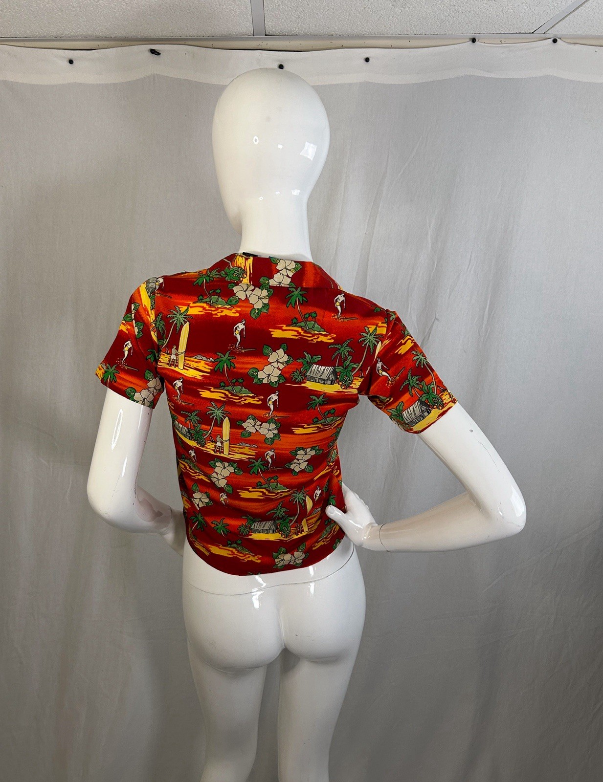 VTG Hawaiian Y2K Babydoll Surfing Baby Tee XS Kidcore Bobby Jack Style Beach NEW
