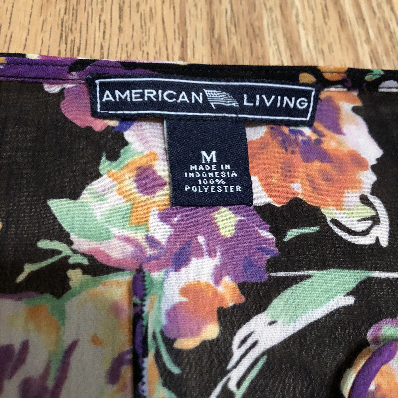 american living short sleeve floral print blouse size medium M polyster sheer