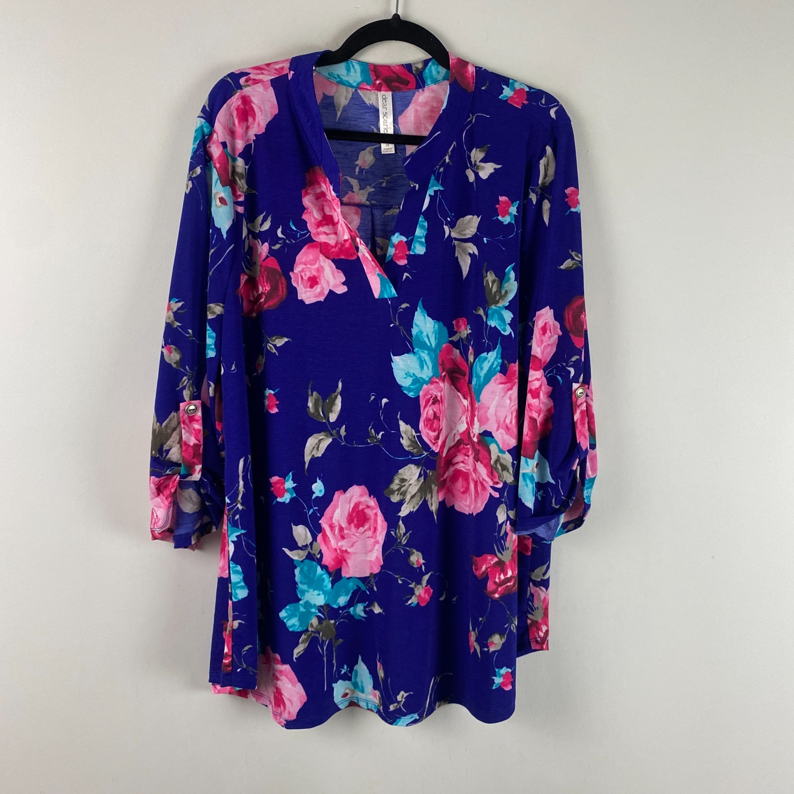 Dear Scarlett Lizzy Blouse Size 2X Tunic Blue Floral Print 3/4 Roll Tab Sleeves