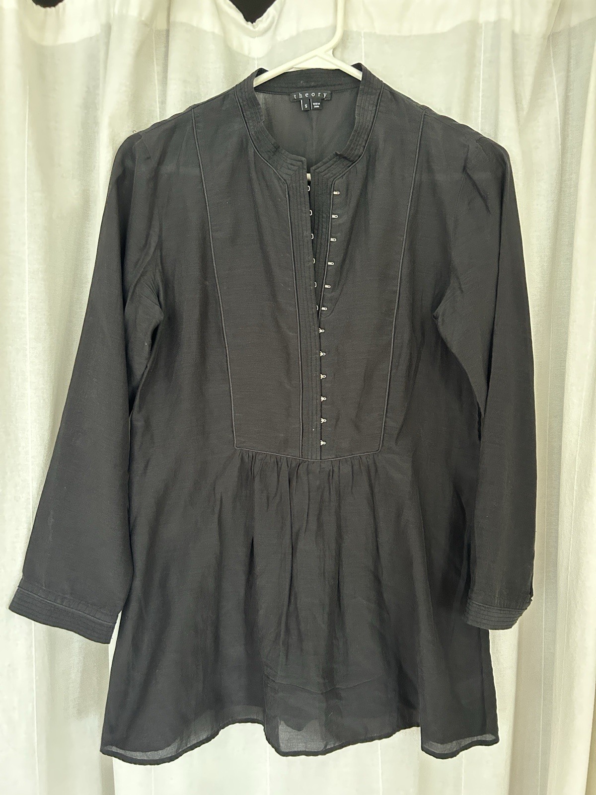 THEORY gorgeous Black Long-Sleeve cotton silk Tunic with hook and eye Front sz S